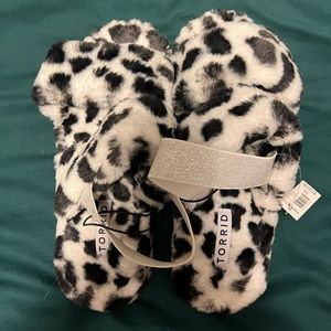 Wide Width Animal Print Slipper Sandals